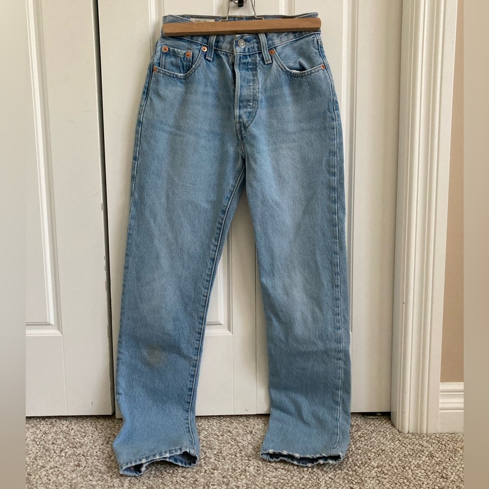 Levi’s Womens 501 Light Wash Jeans